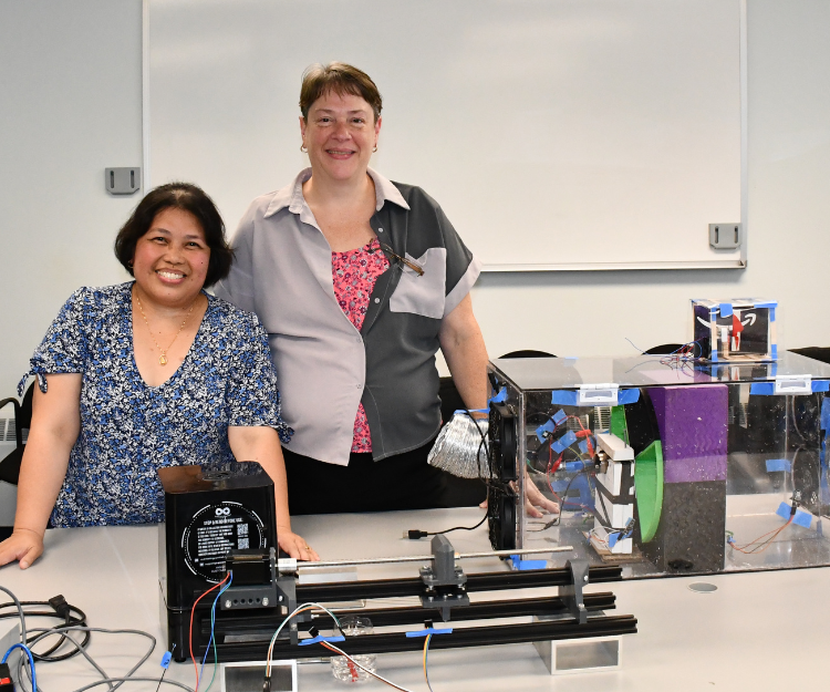 RET teachers with their prototypes