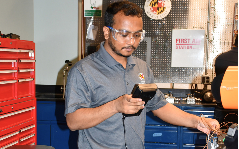 Md Nasim Mia working in the Daikin Energy Innovation Laboratory
